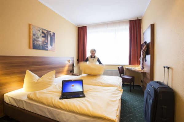 Hotel Westfalia Галль Экстерьер фото